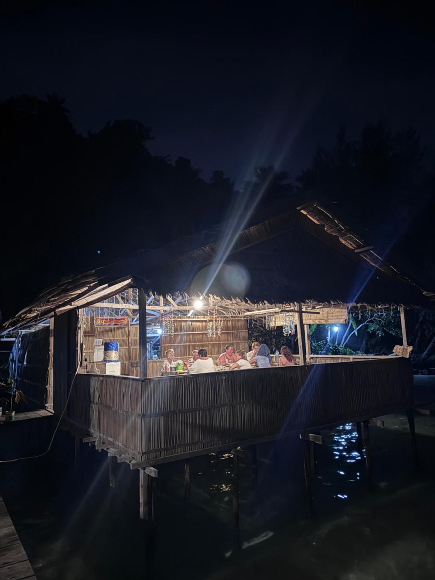 Junior Homestay Kri Buitenkant foto