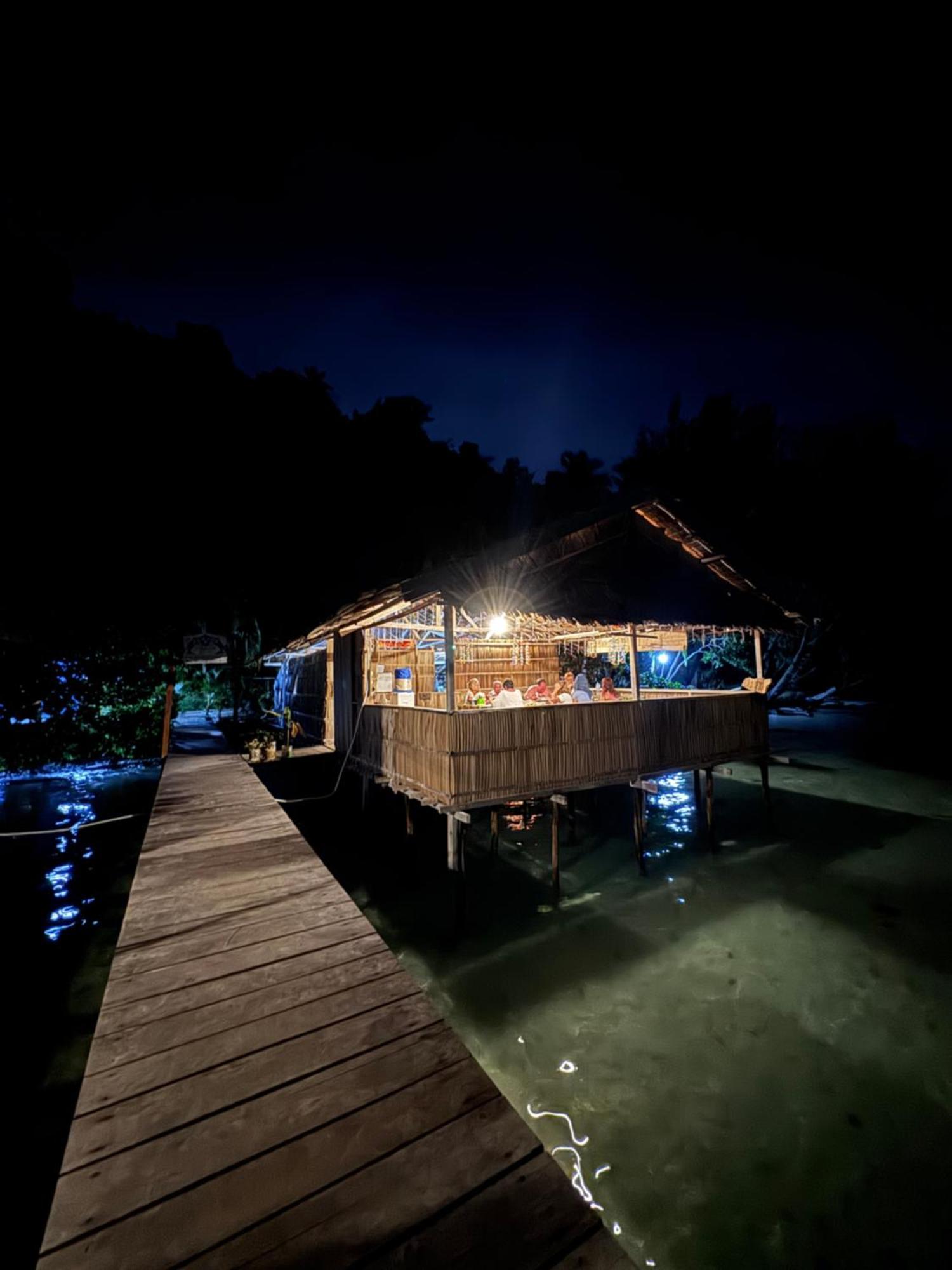 Junior Homestay Kri Buitenkant foto